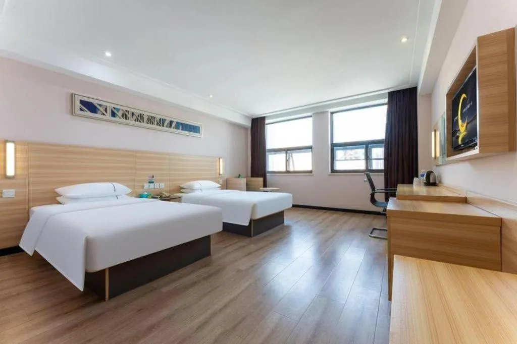 Bed in City Comfort Inn Wuhan Wangjiawan Longyangcun Metro Station