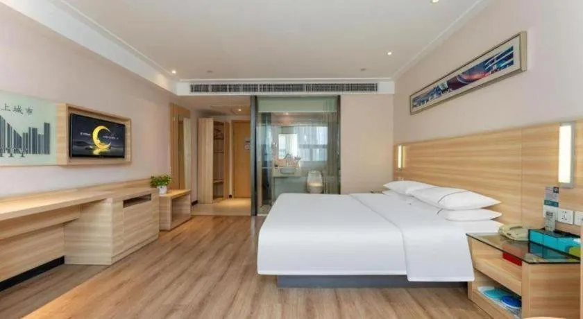 Bed in City Comfort Inn Wuhan Wangjiawan Longyangcun Metro Station