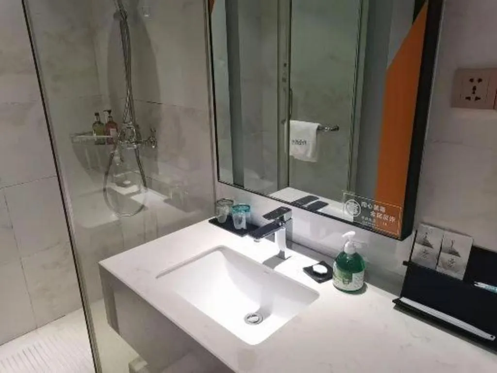 Borrman Hotel Jingzhou Jiangjin West Road Wanda Plaza Fantawild