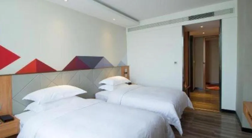 Bed in Borrman Hotel Jingzhou Jiangjin West Road Wanda Plaza Fantawild