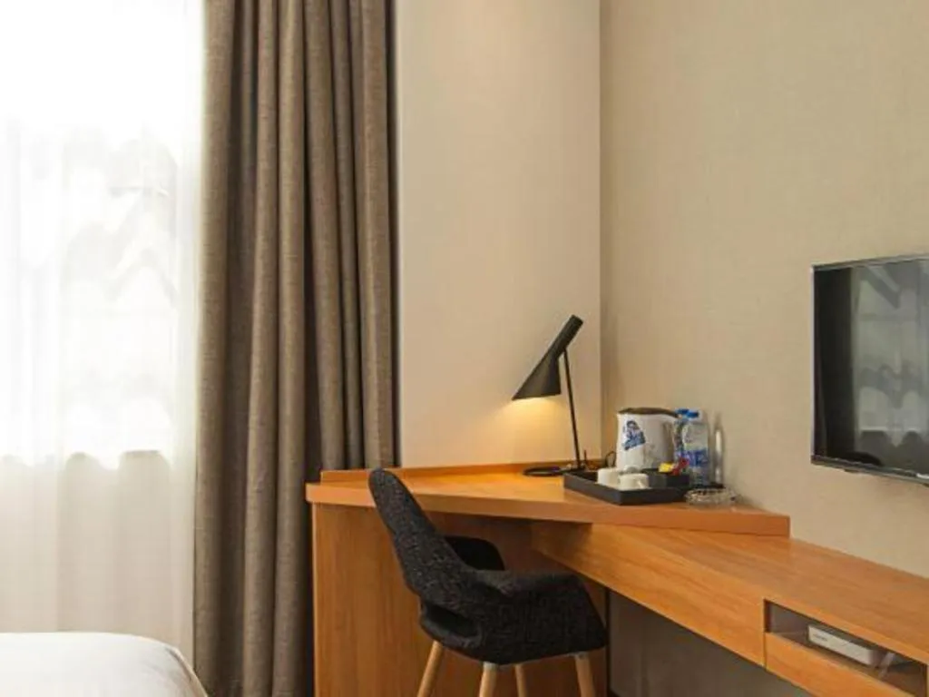 Borrman Hotel Jingzhou Jiangjin West Road Wanda Plaza Fantawild