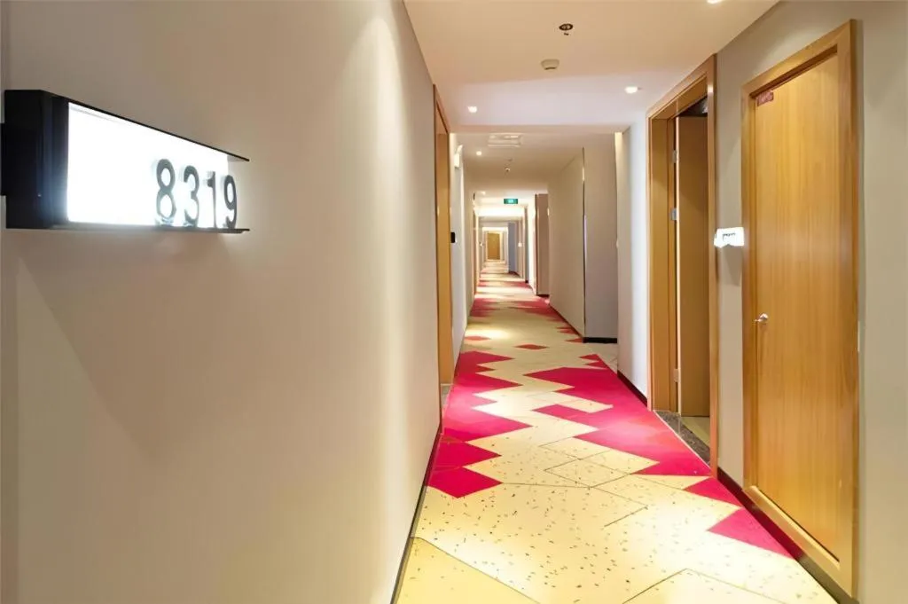 Borrman Hotel Jingzhou Jiangjin West Road Wanda Plaza Fantawild