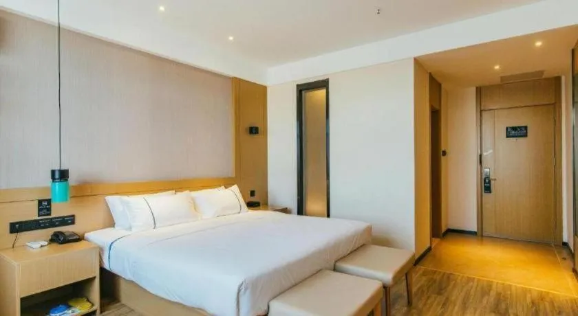 Bed in City Comfort Inn Wuhan Hongshan District Baishazhou Huangjiahu University Town