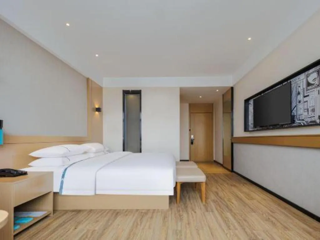 Bed in City Comfort Inn Wuhan Hongshan District Baishazhou Huangjiahu University Town