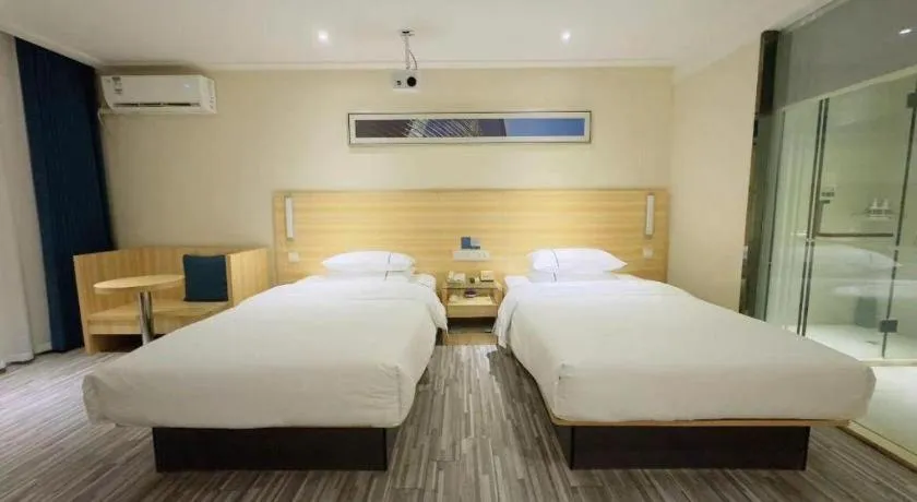 Bed in City Comfort Inn Wuhan Hongshan District Baishazhou Huangjiahu University Town