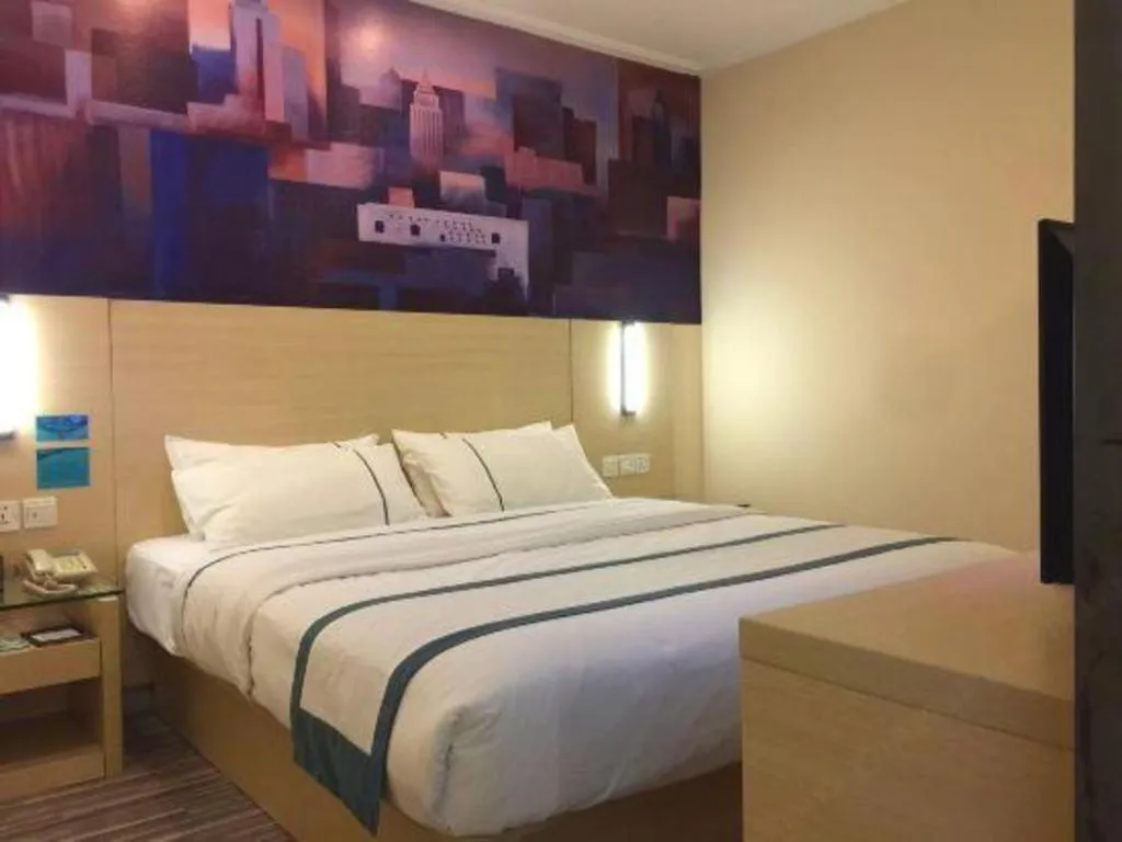 Bed in City Comfort Inn Guangzhou Dashi Metro Station Zoo Main Branch