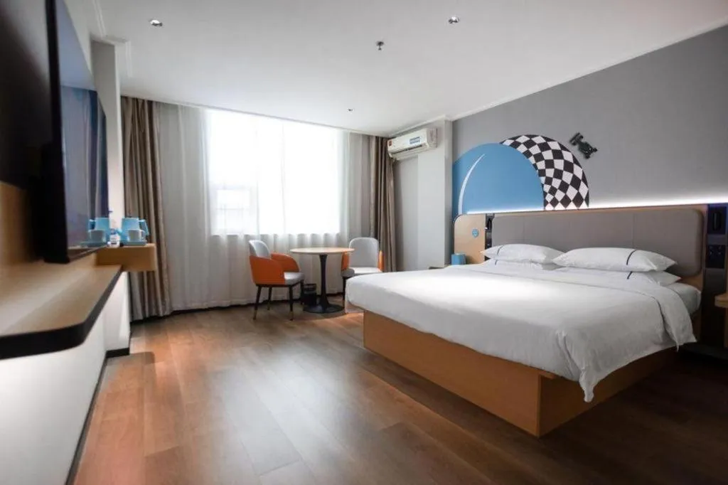 Bed in City Comfort Inn Guangzhou Dashi Metro Station Zoo Main Branch