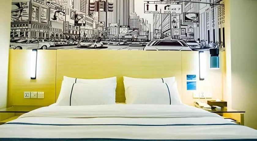 Bed in City Comfort Inn Guangzhou Dashi Metro Station Zoo Main Branch
