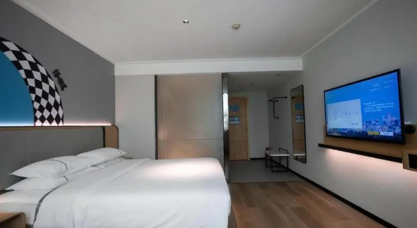 Bed in City Comfort Inn Guangzhou Dashi Metro Station Zoo Main Branch