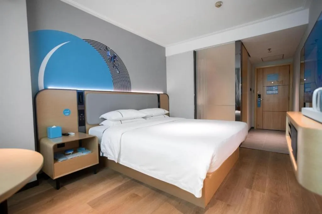 Bed in City Comfort Inn Guangzhou Dashi Metro Station Zoo Main Branch