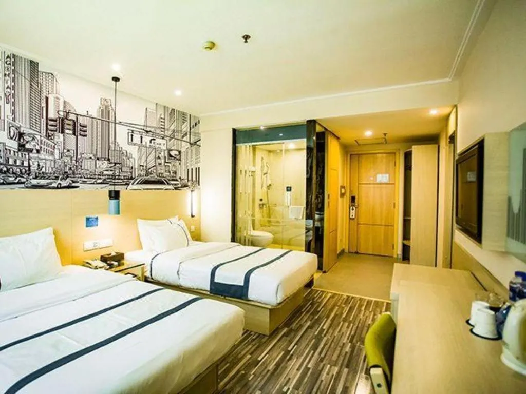 Bed in City Comfort Inn Guangzhou Dashi Metro Station Zoo Main Branch