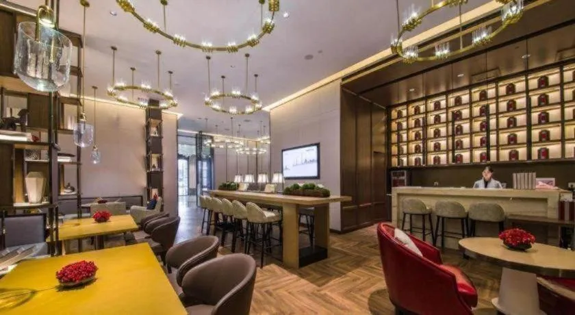 Echeng Hotel Changsha Evening News