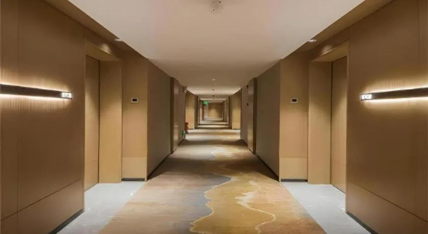 Echeng Hotel Changsha Evening News