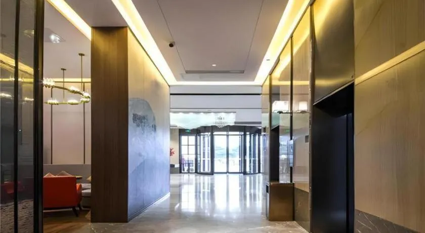 Echeng Hotel Changsha Evening News