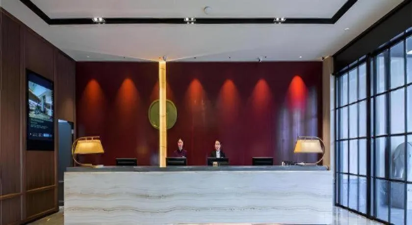 Echeng Hotel Changsha Evening News