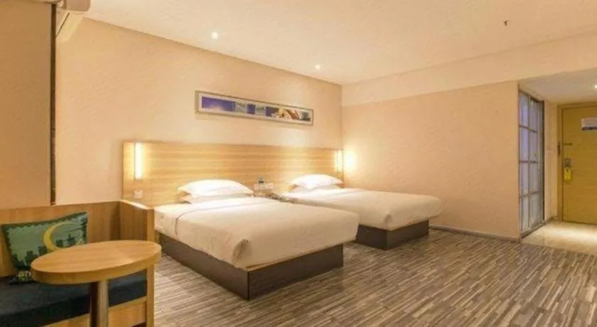 Bed in Jtour Inn Wuhan Hankou Railway East Plaza