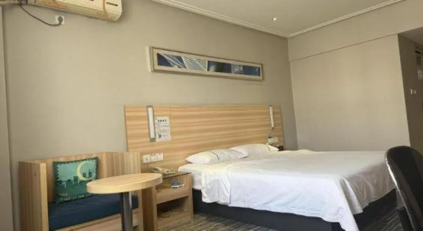 Bed in Jtour Inn Wuhan Hankou Railway East Plaza