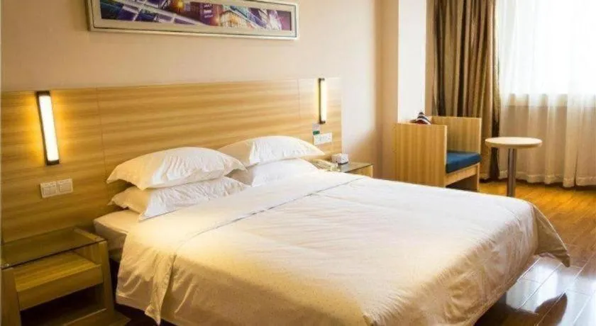 Bed in Jtour Inn Wuhan Hankou Railway East Plaza