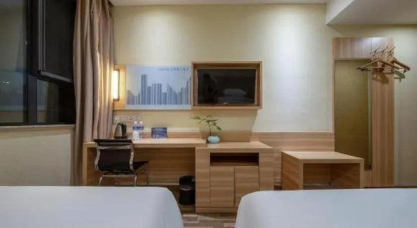 Bed in City Comfort Inn Shanghai International Tourism Resort Disney