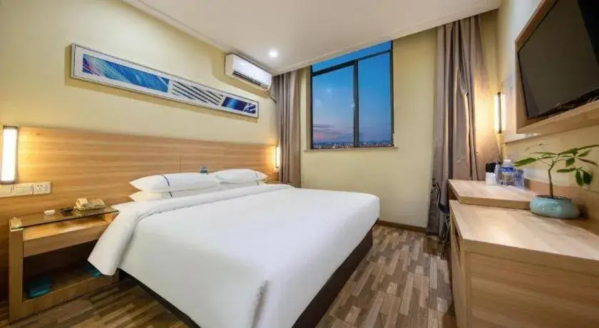 Bed in City Comfort Inn Shanghai International Tourism Resort Disney Bed in City Comfort Inn Shanghai International Tourism Resort Disney