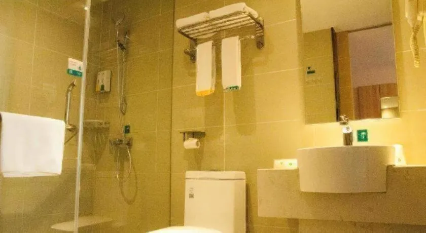 City Comfort Inn Wuhan Dongwu Avenue Light Rail Station