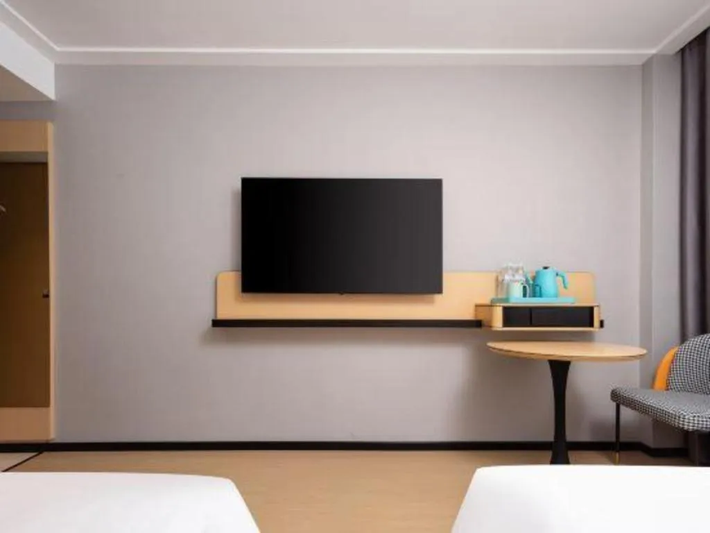 Bed in City Comfort Inn Wuhan Dongwu Avenue Light Rail Station