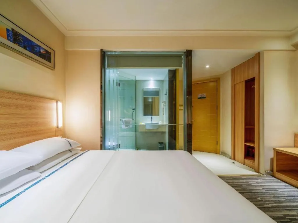Bed in City Comfort Inn Wuhan Dongwu Avenue Light Rail Station