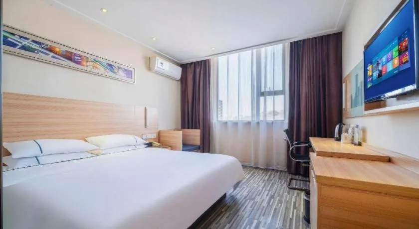 Bed in City Comfort Inn Wuhan Dongwu Avenue Light Rail Station