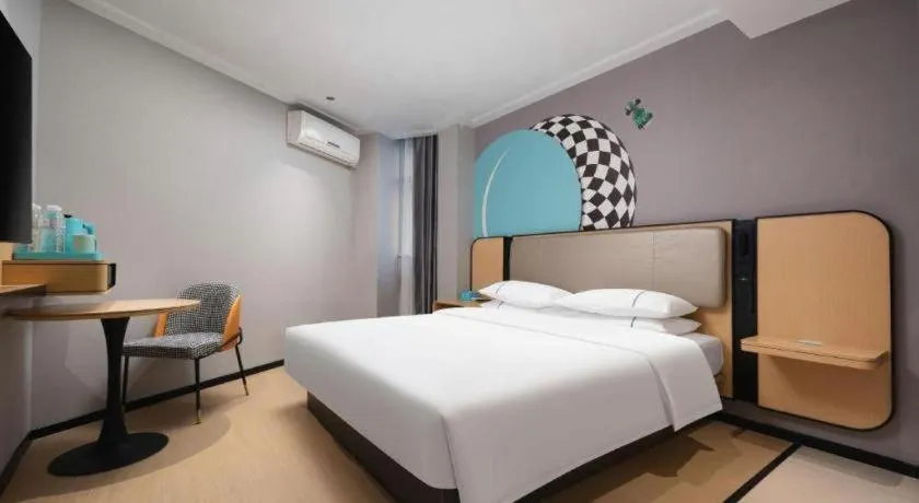 Bed in City Comfort Inn Wuhan Dongwu Avenue Light Rail Station