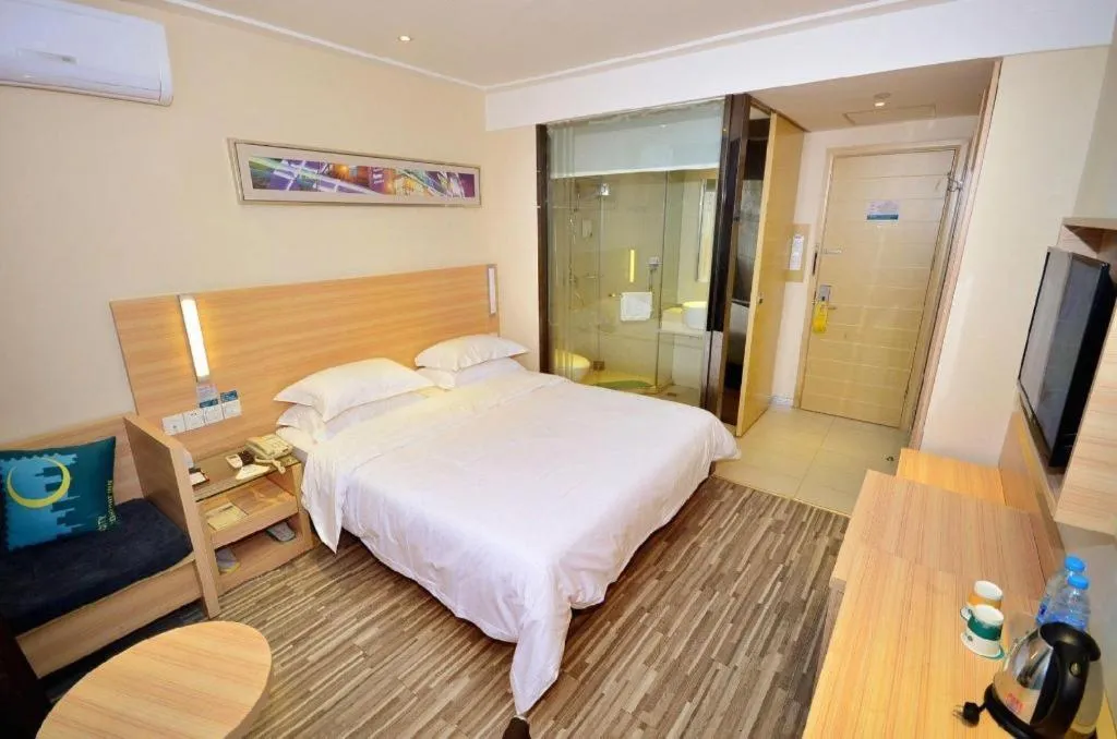 Bed in City Comfort Inn Wuhan Dongwu Avenue Light Rail Station