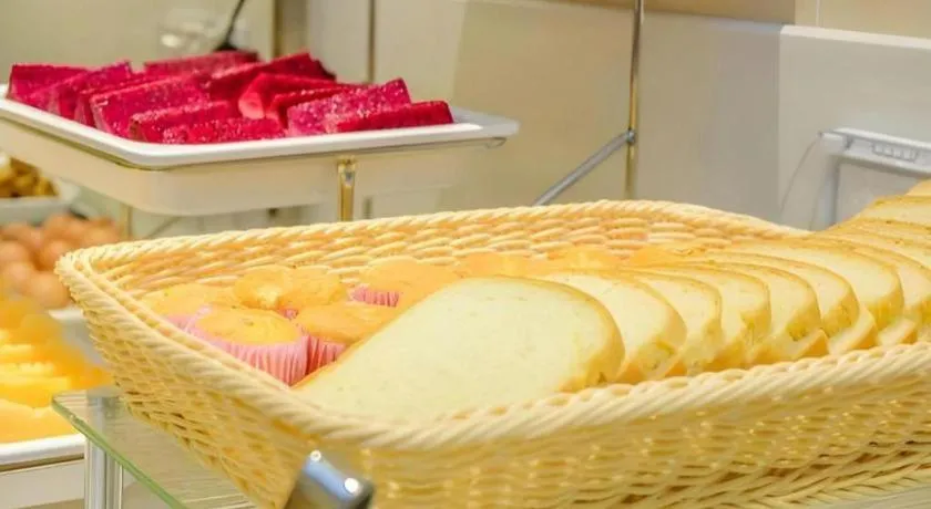 JTOUR Inn Hechi Yizhou Municipal Central Plaza