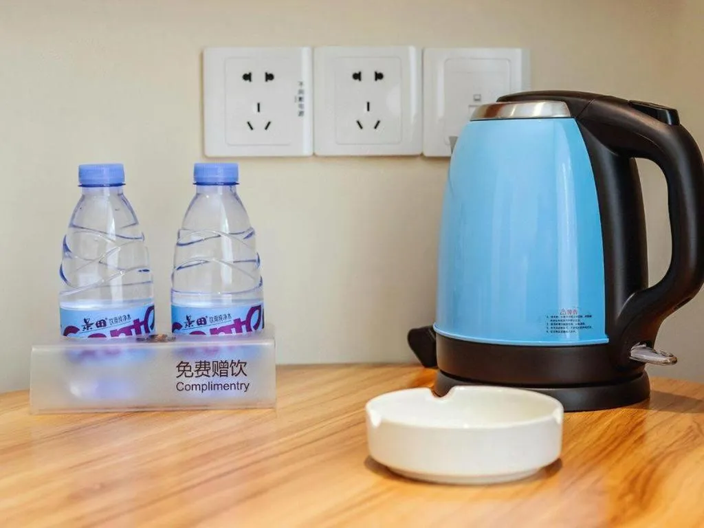 JTOUR Inn Hechi Yizhou Municipal Central Plaza