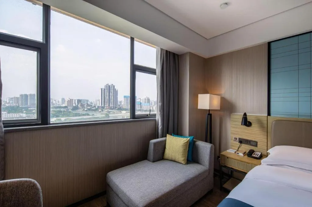 Bed in Echarm Hotel Nanning Chaoyang Square River View