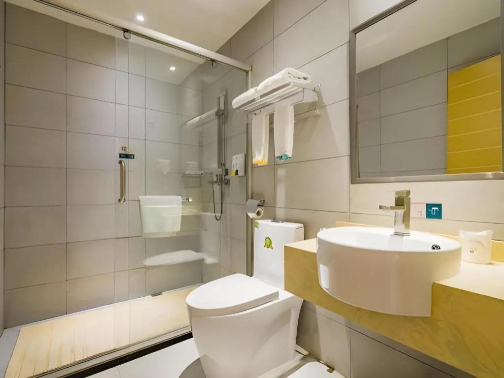 City Comfort Inn Guangzhou Shangxiajiu Hualin Temple Chenjiaci Metro Station