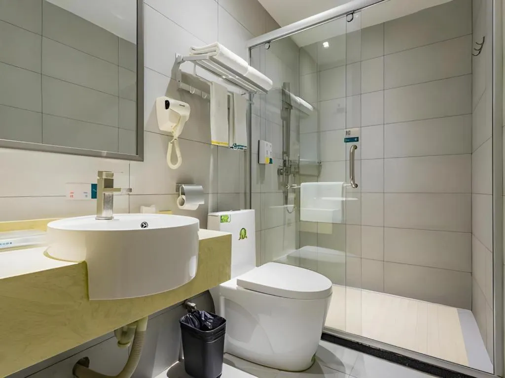 City Comfort Inn Guangzhou Shangxiajiu Hualin Temple Chenjiaci Metro Station