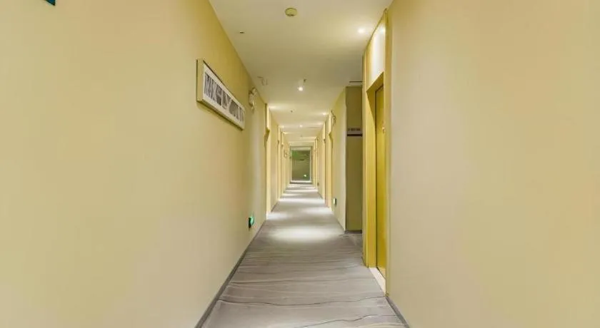 City Comfort Inn Guangzhou Shangxiajiu Hualin Temple Chenjiaci Metro Station