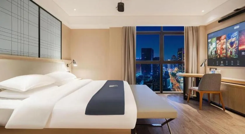 Bed in Echarm Hotel Wuhan Hankou Station Changgang Road Metro Station