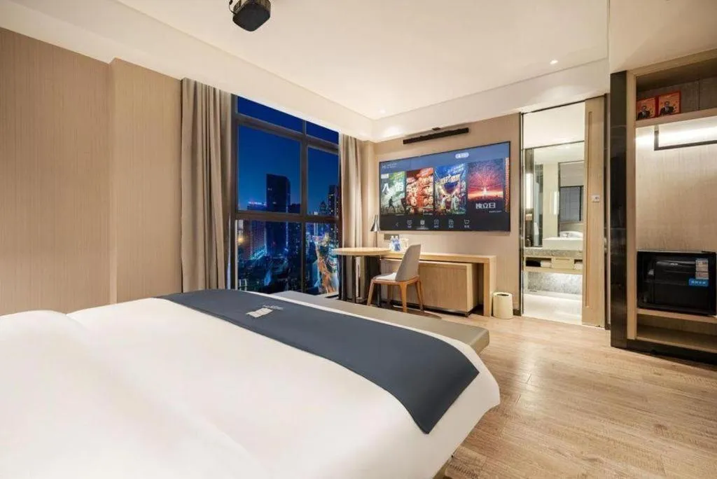 Bed in Echarm Hotel Wuhan Hankou Station Changgang Road Metro Station