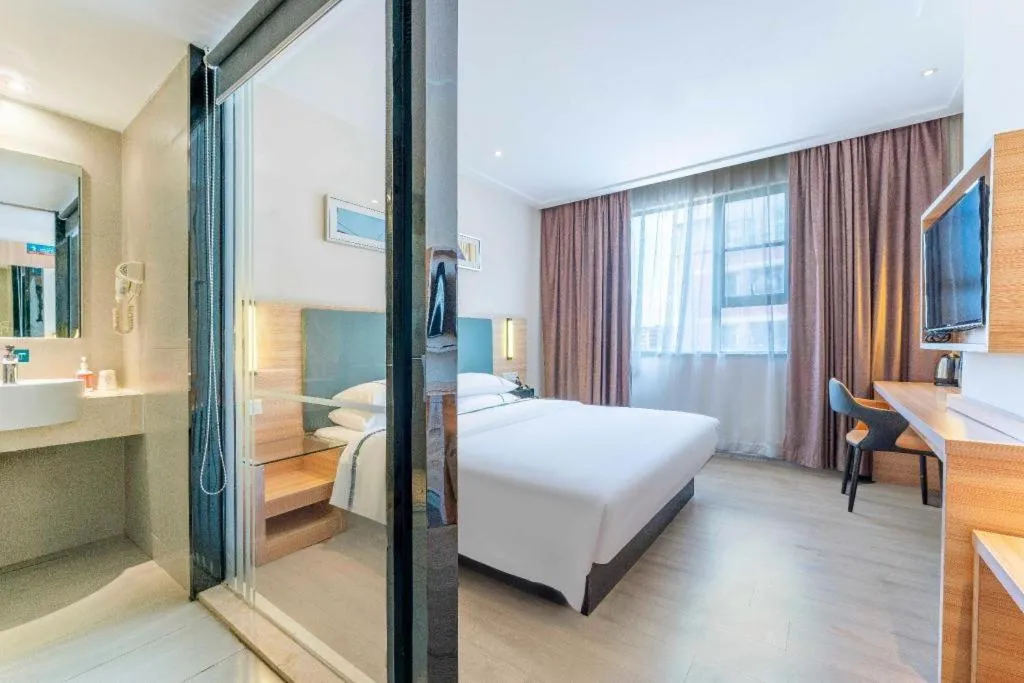 Bed in City Comfort Inn Shenzhen Shiyan Science and Technology Park