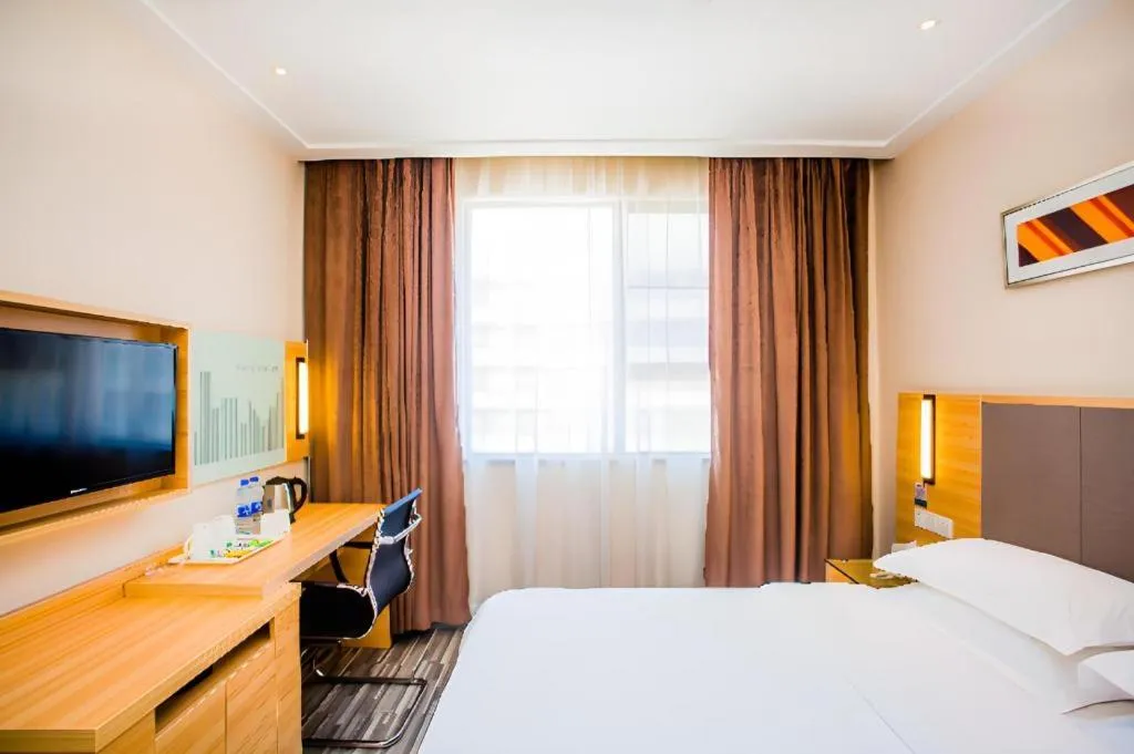 Bed in City Comfort Inn Shenzhen Shiyan Science and Technology Park