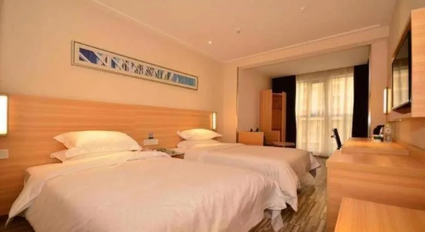 Bed in City Comfort Inn Wuhan Guanggu Textile University