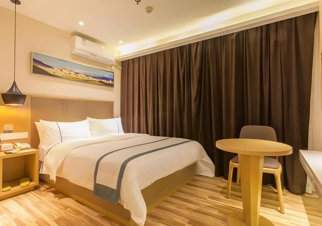Bed in City Comfort Inn Wuhan Jianghan Road Liuduqiao Metro Station
