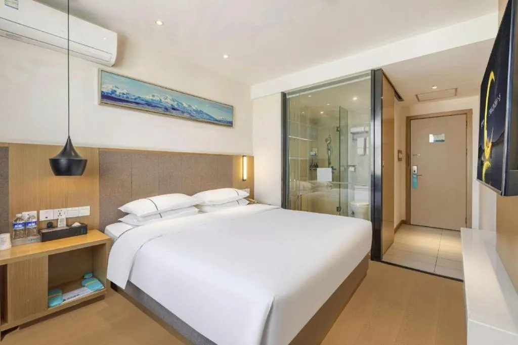 Bed in City Comfort Inn Wuhan Jianghan Road Liuduqiao Metro Station