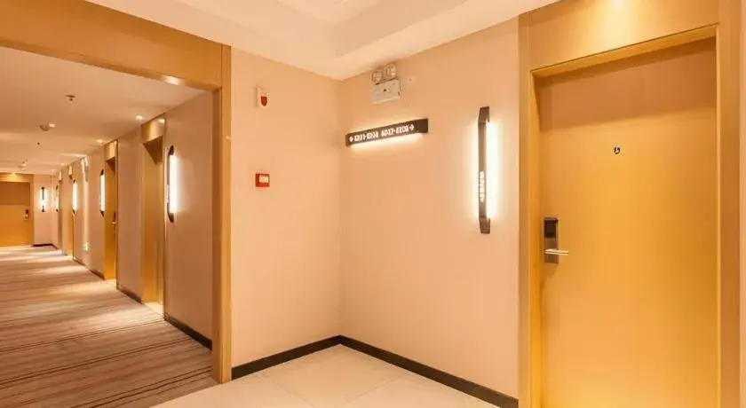 City Comfort Inn Wuhan Jianghan Road Liuduqiao Metro Station City Comfort Inn Wuhan Jianghan Road Liuduqiao Metro Station