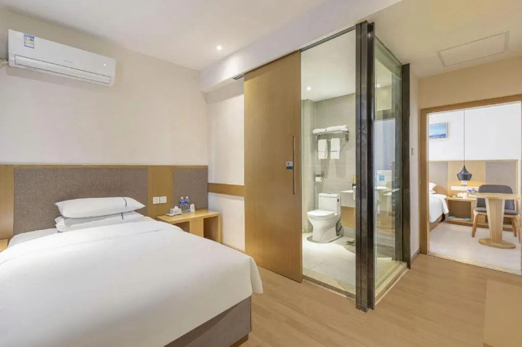 Bed in City Comfort Inn Wuhan Jianghan Road Liuduqiao Metro Station