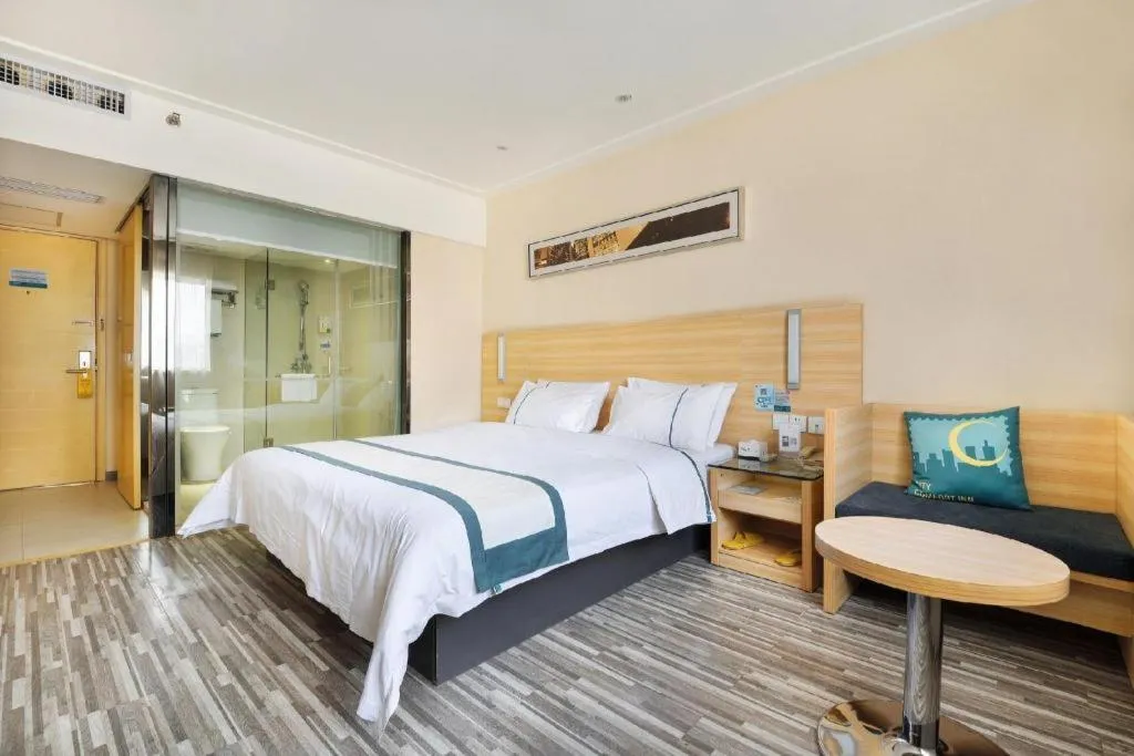 Bed in City Comfort Inn Wuhan Panlongcheng Baishang Shopping Center