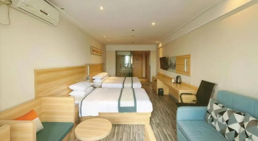 Bed in City Comfort Inn Wuhan Sports Center Sanjiaohu Metro Station