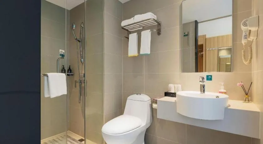 City Comfort Inn Wuhan Sports Center Sanjiaohu Metro Station