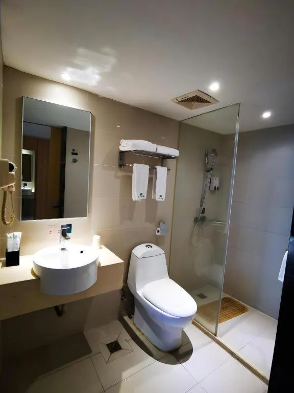 City Comfort Inn Wuhan Sports Center Sanjiaohu Metro Station