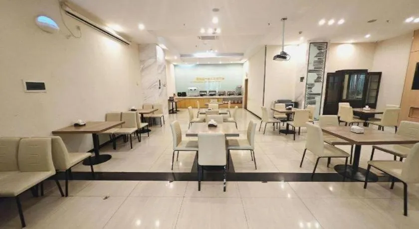 City Comfort Inn Wuhan Sports Center Sanjiaohu Metro Station